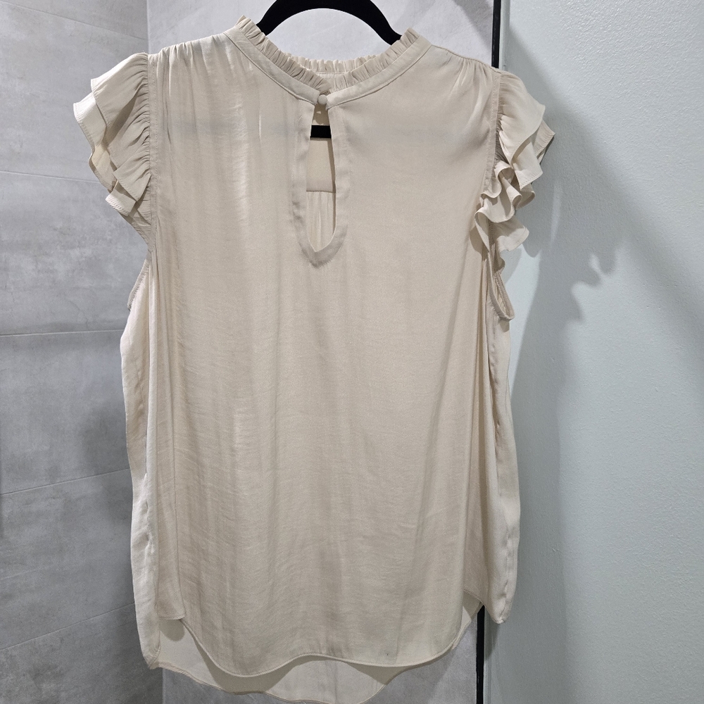 RW&CO. Cream Ruffle Sleeve Blouse